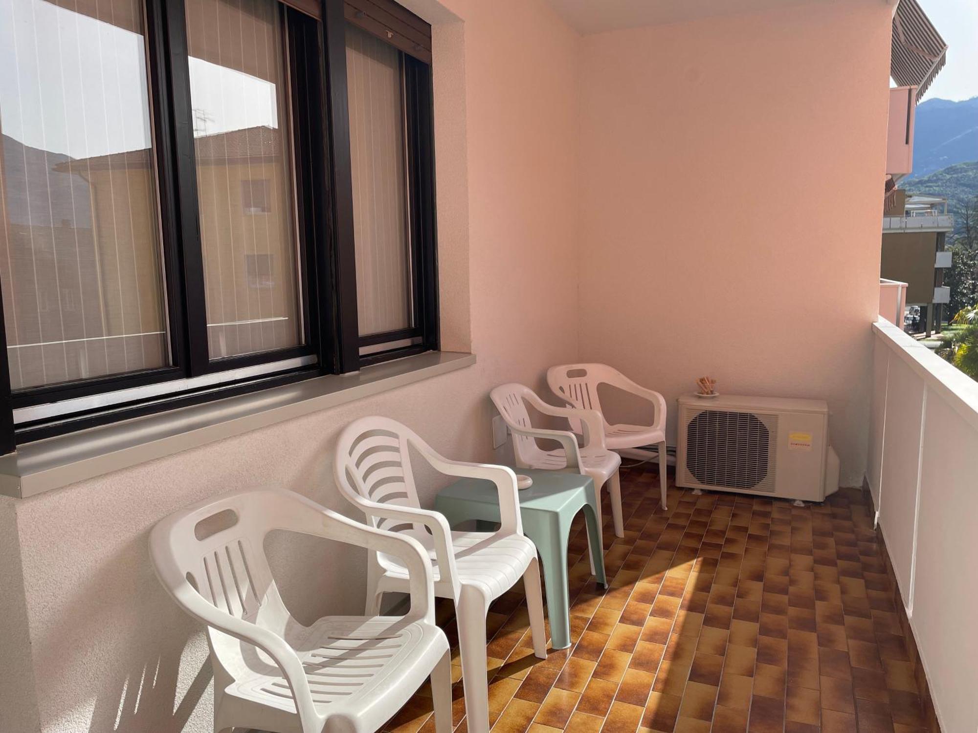 Appartamento Spazioso Con 3 Camere Da Letto Riva del Garda Exterior foto